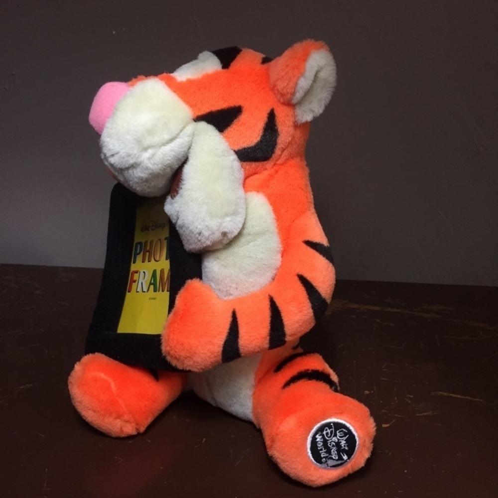 🎒BTS SALE📚 10” Vintage Disney Plush Tigger Photo Frame - Picture 3 of 8